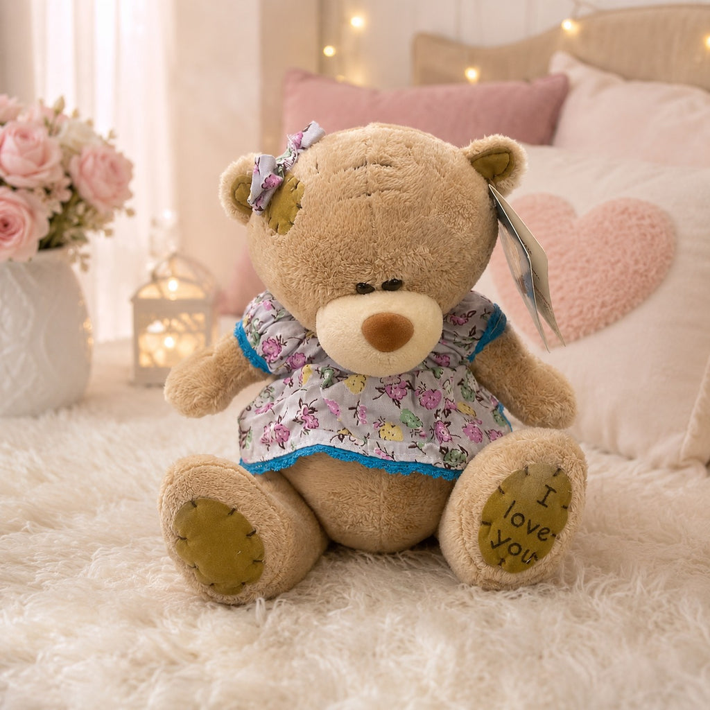 Ursinha de Pelúcia com Vestido Floral Removível Pequeno